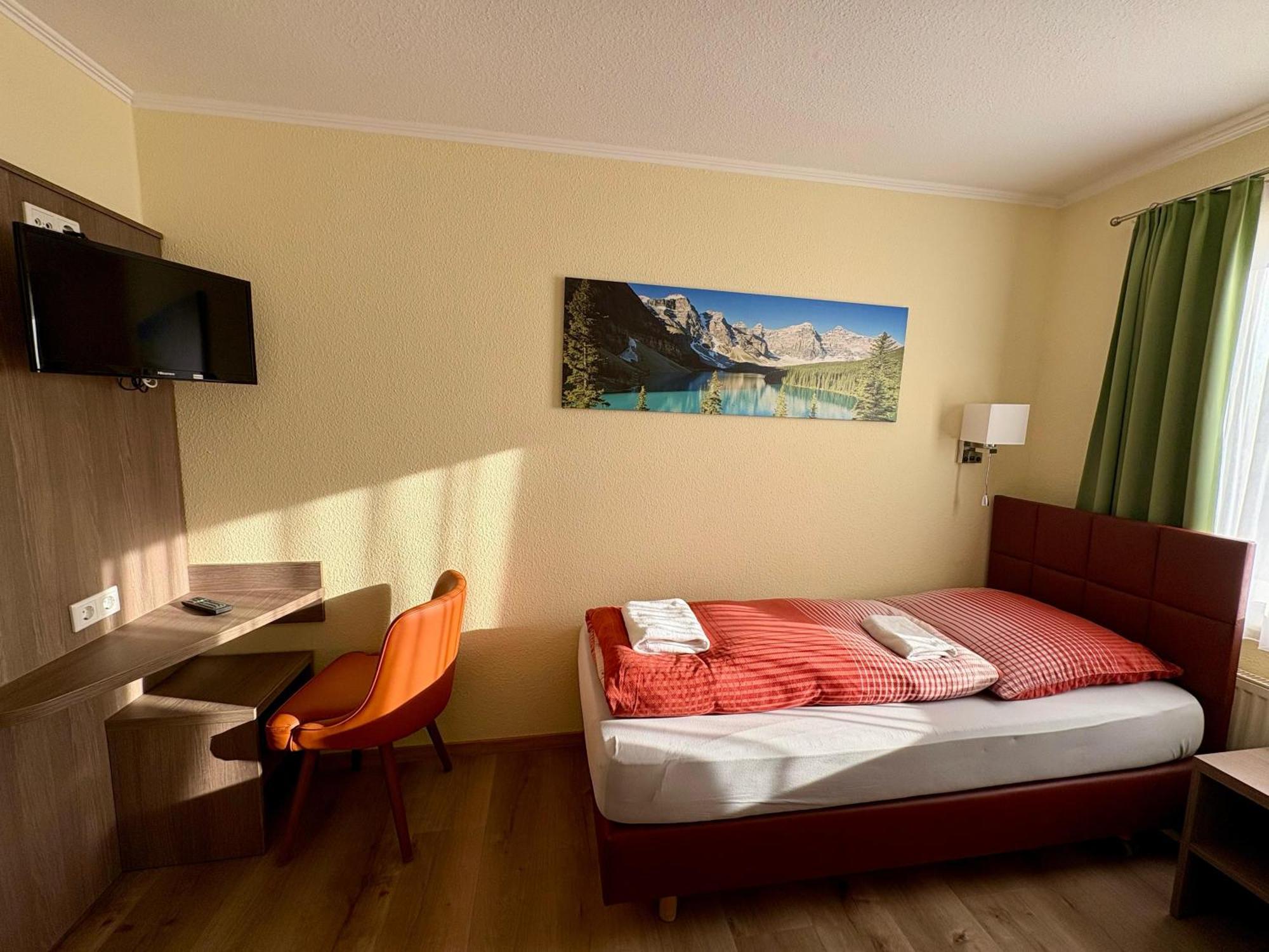 האריסלי Ellen Hotel מראה חיצוני תמונה